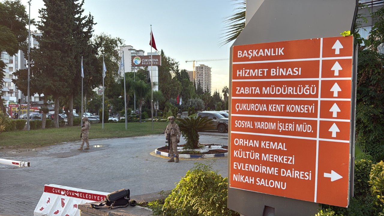 cukurova-belediyesine-yolsuzluk-ve-rusvet-operasyonu-mevcut-ve-eski-baskan-dahil-44-g-1823653202610190940202610190940472-104614