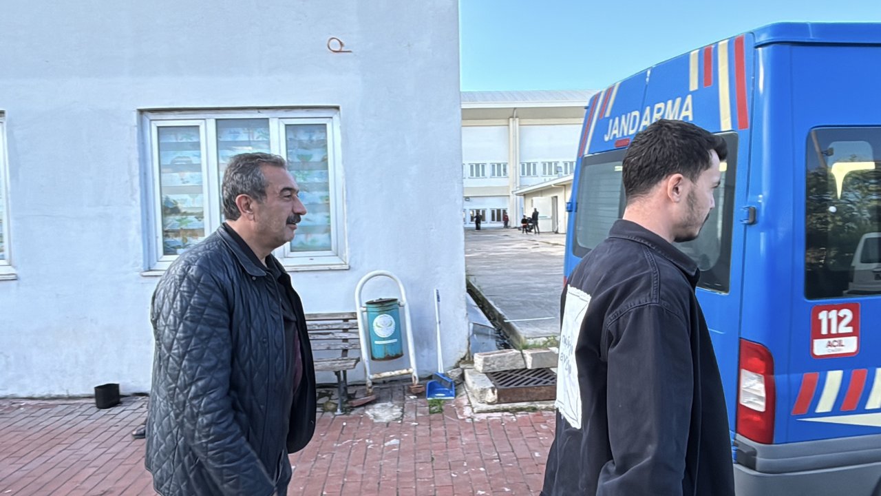 cukurova-belediyesine-yolsuzluk-ve-rusvet-operasyonu-mevcut-ve-eski-baskan-dahil-44-g-1823653202610190940202610190940494-104613