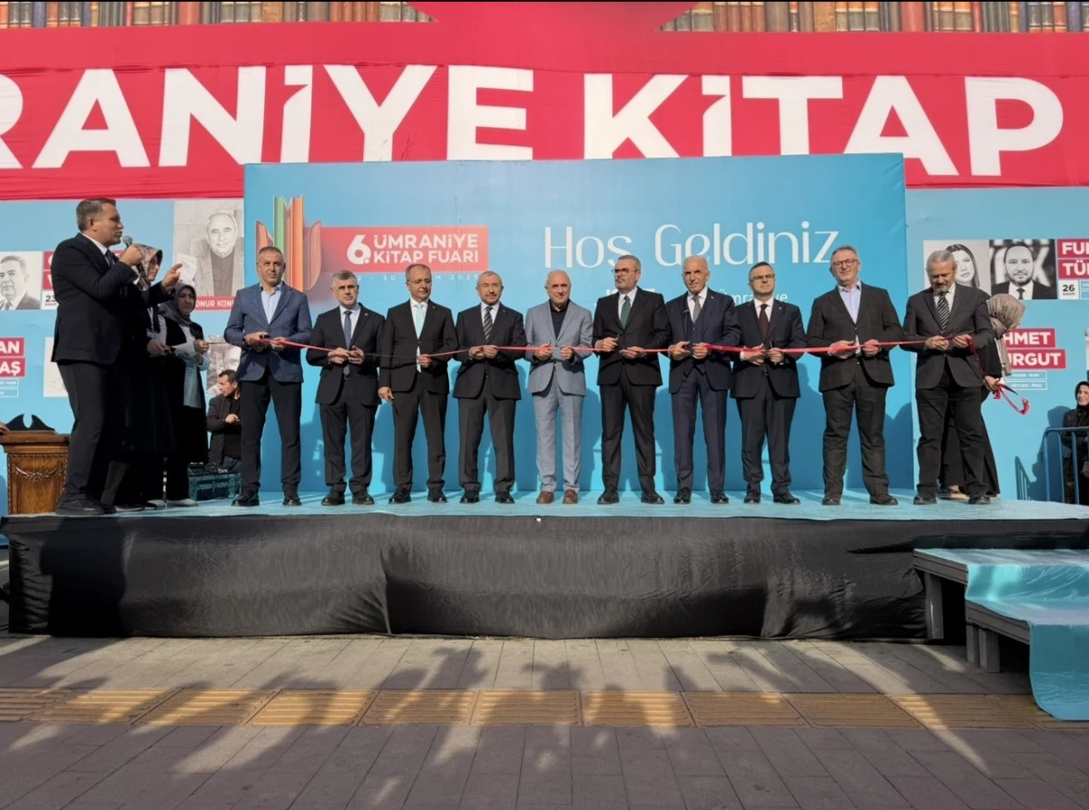 Ümraniye Kitap Fuarı: Edebiyat Severleri ‘Kitap Vakti Geldi’ Şölenine Davet Ediyor!