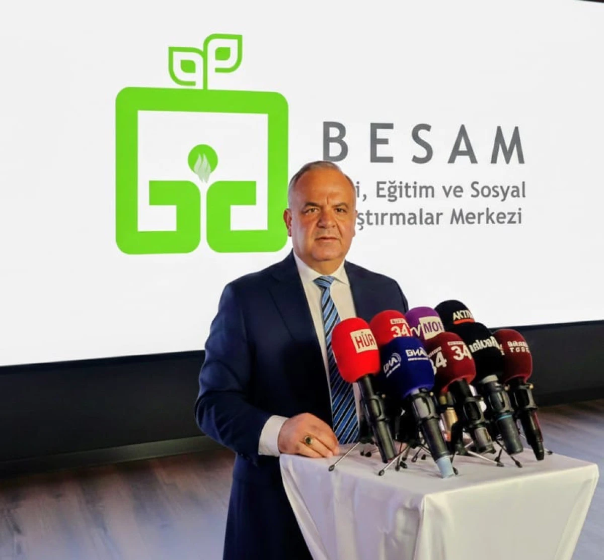 Dr. Mehmet Nuri KAYNAR: "İkinci yüzyılında Cumhuriyetimizin daha güçlü olmasında basınımızın katkısı büyük olacaktır."