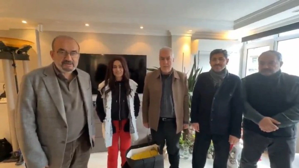 Yıldız Tilbe Gazze'ye 300 Bin Dolar Bağışladı: Filistin'e Destek Çadır Kent Projesiyle Devam Ediyor