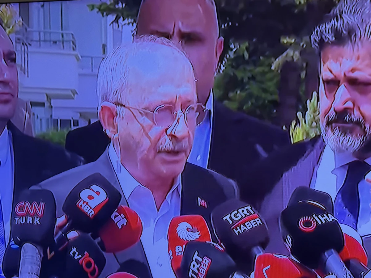 CHP’de Mutlak Butlan Krizi: Kemal Kılıçdaroğlu’ndan Özgür Özel’e İlk Mesajlar! Yedek Parti İddiaları Devam Ediyor