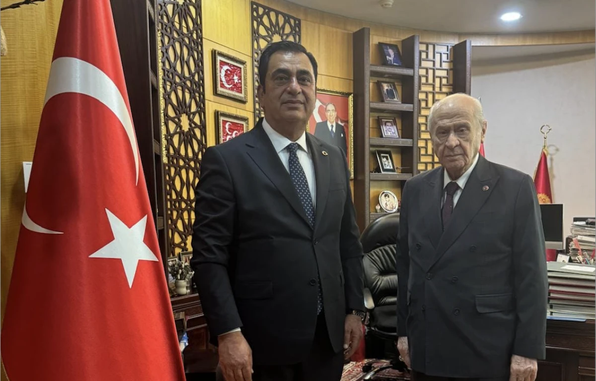 İzol Aşireti Reisi Medeni İzol Devlet Bahçeli'yi ziyaret etti