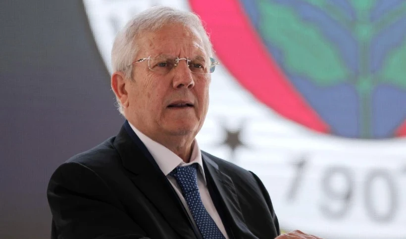 Aziz Yıldırım’dan Kongre Üyelerine Sert Çağrı: “Bana Bir Yıl Verin, Fenerbahçe’yi Ayağa Kaldırayım”