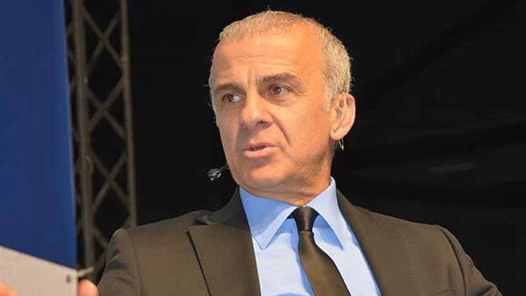 SON DAKİKA | Fenerbahçe’de Yeni Dönem: Oğuz Çetin Menajerlik Görevine Hazırlanıyor