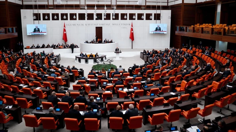 Meclis Çalışma Süresi Uzatıldı: Yaz Tatili İptal Edildi