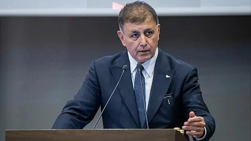 CHP, 22 Yıl Sonra ‘Kalesi’ İzmir’i Kaybetti: Büyükşehir Belediye Başkanı Cemil Tugay İstifa Etti