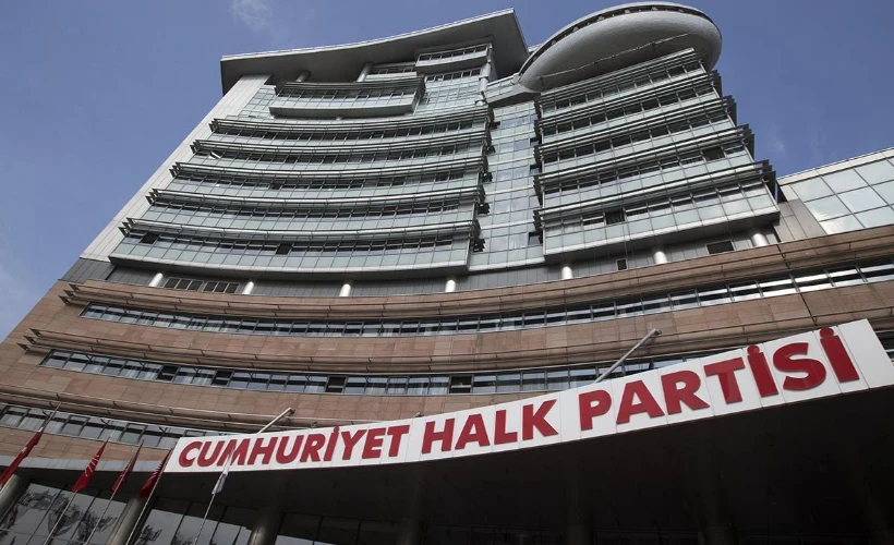 CHP 7 il başkanını daha görevden aldı