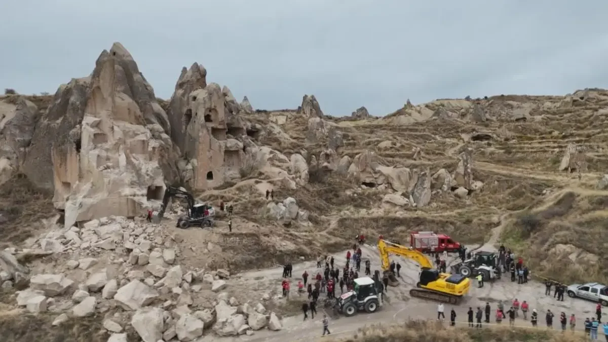 Göreme’de peribacası kazasında hayatını kaybeden Tuna çifti Sakarya’da toprağa verildi