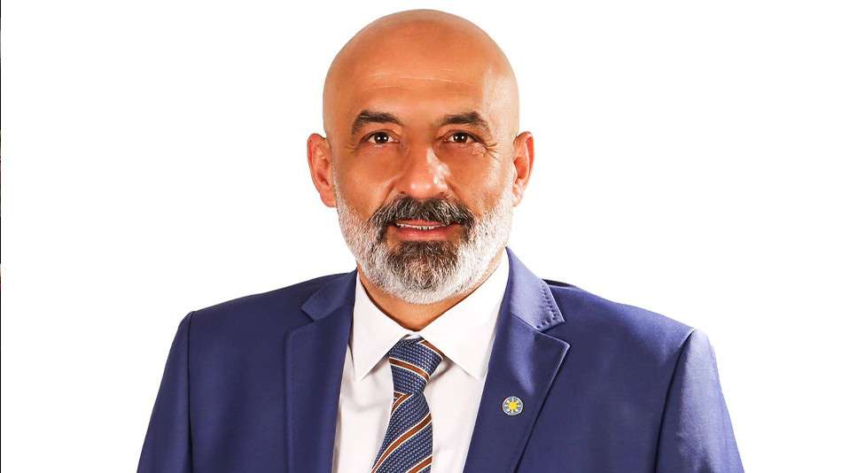 Tayfur: AKP, yerel basını gözden çıkardı