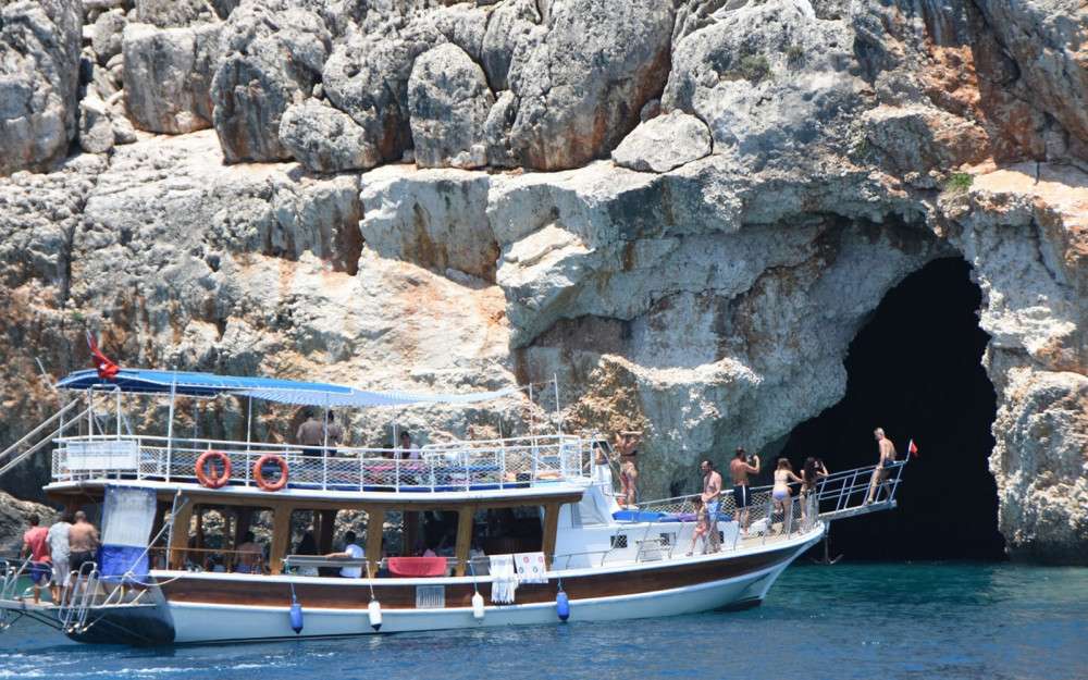 Antik Korsanlar Mağarası'na ilgi