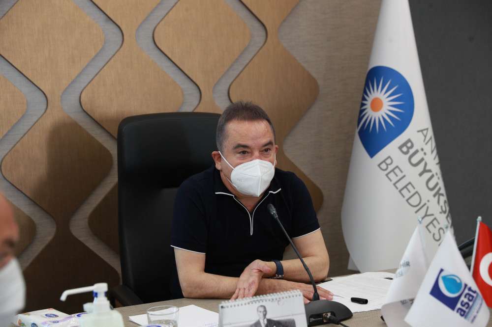 Başkan Böcek: 'Antalya için  çalışmaya devam ediyoruz'