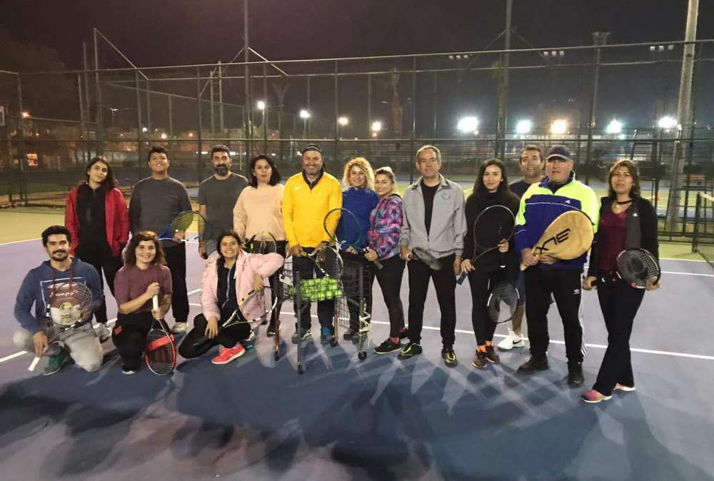 Kepez'den ücretsiz tenis kursları