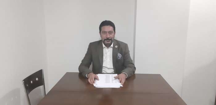 ‘Hukuk tanımazlar’ dedi, tüzüğü gösterdi!