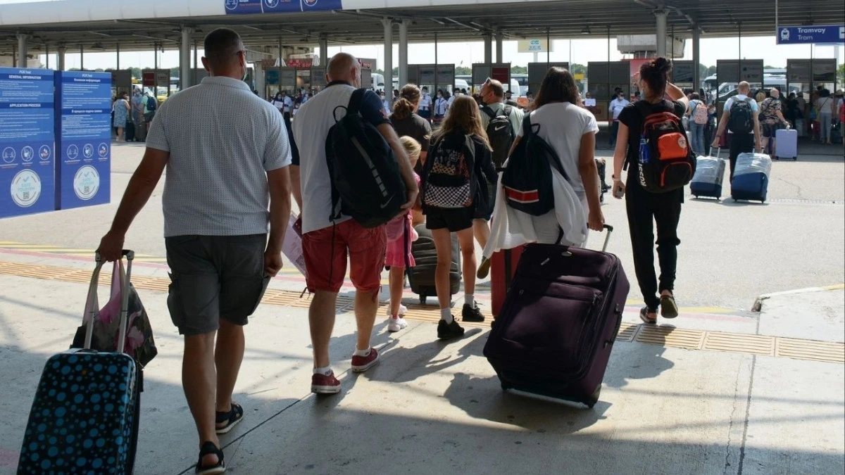 Bayram tatilinin kısa sürmesi Antalya'yı etkileyecek  