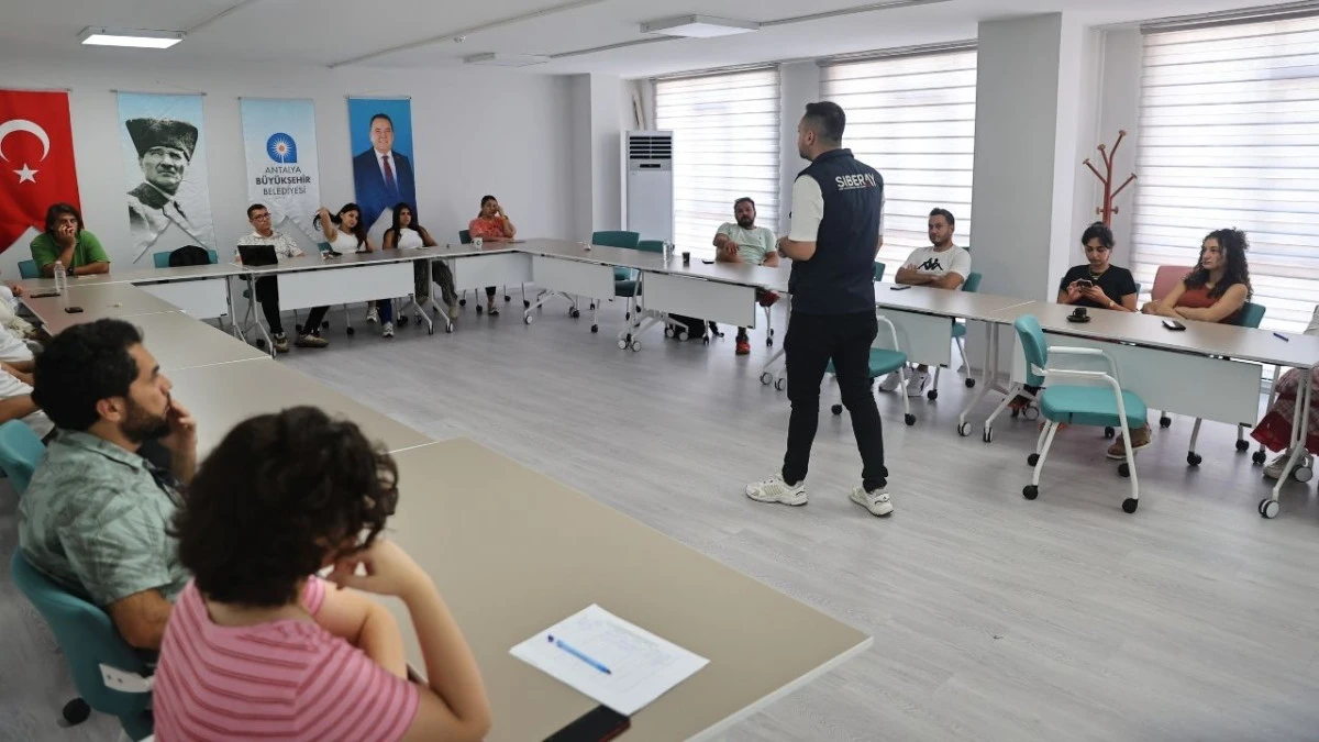 Antalya Büyükşehir Belediyesi’nden siber güvenlik eğitimi  