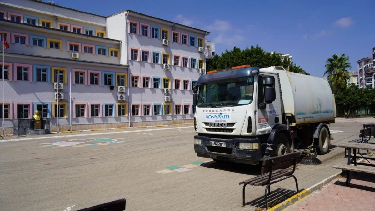 Konyaaltı'nda okullar yeni döneme hazır  