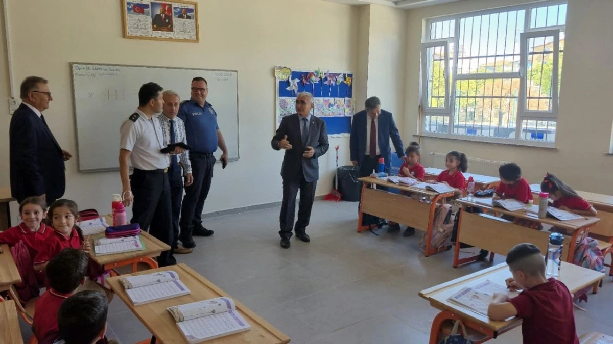 Serik’te ‘Yeşil Vatan’ temalı ilk ders