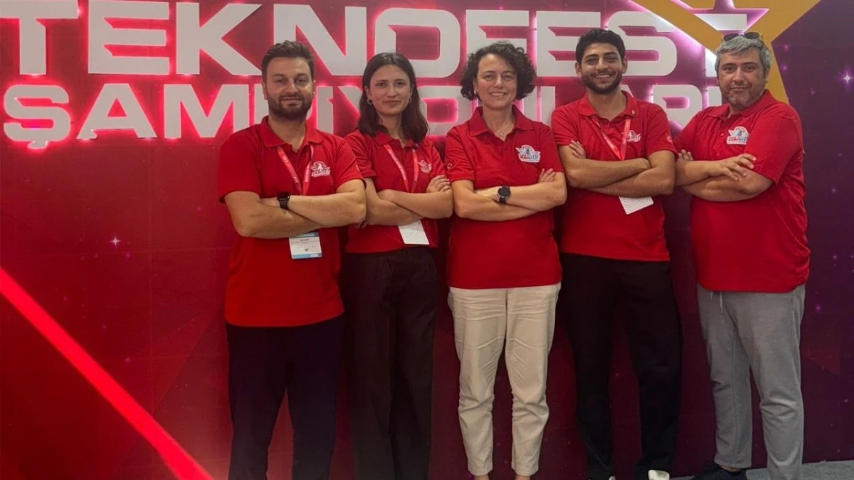 Alanyalı öğrencilerin projesi  TEKNOFEST'te birinci oldu 