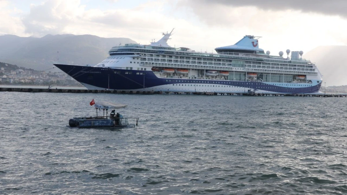 Alanya Limanı, yılın ilk 9 ayında 14 kruvaziyer gemisini ağırladı