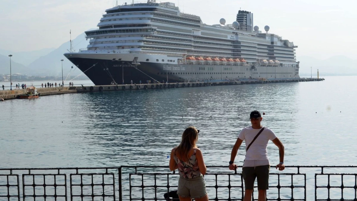 Kruvaziyer turizmi 12 yılın zirvesinde 