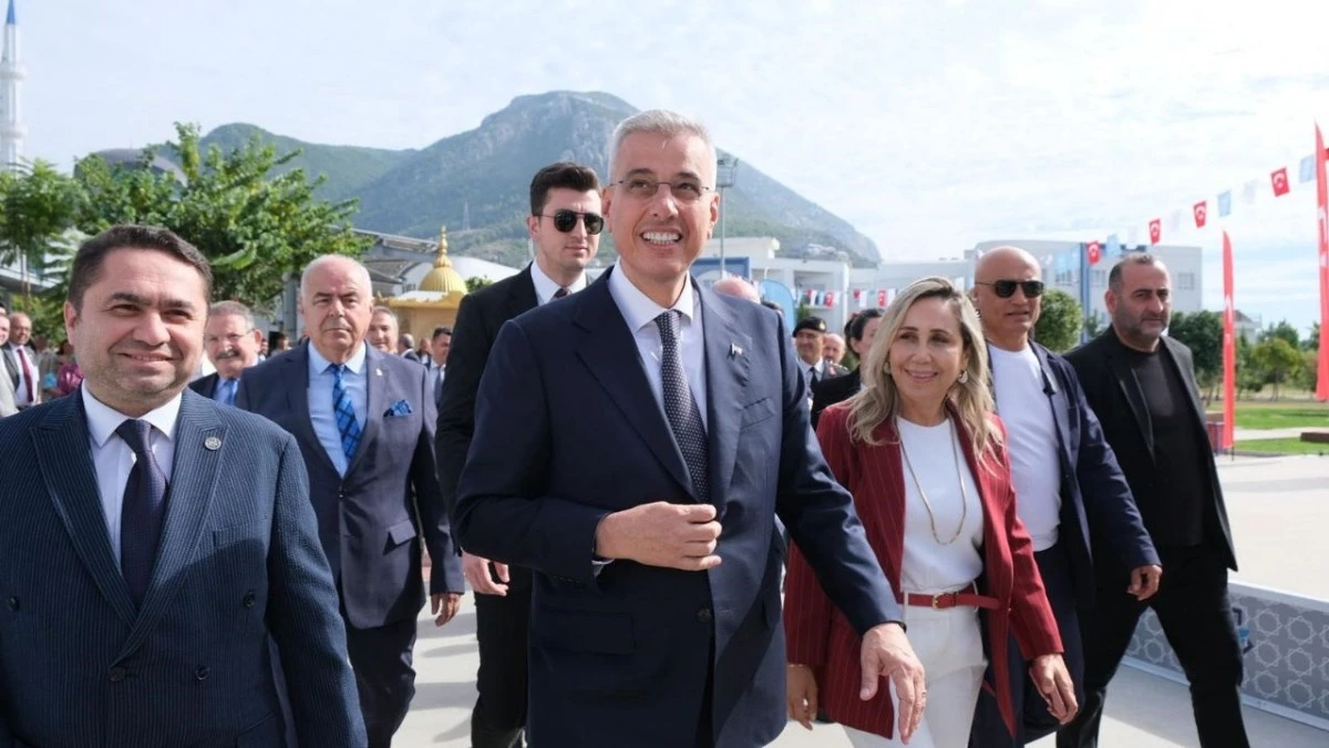 Bakan Memişoğlu ALKÜ’de akademik yılı açtı