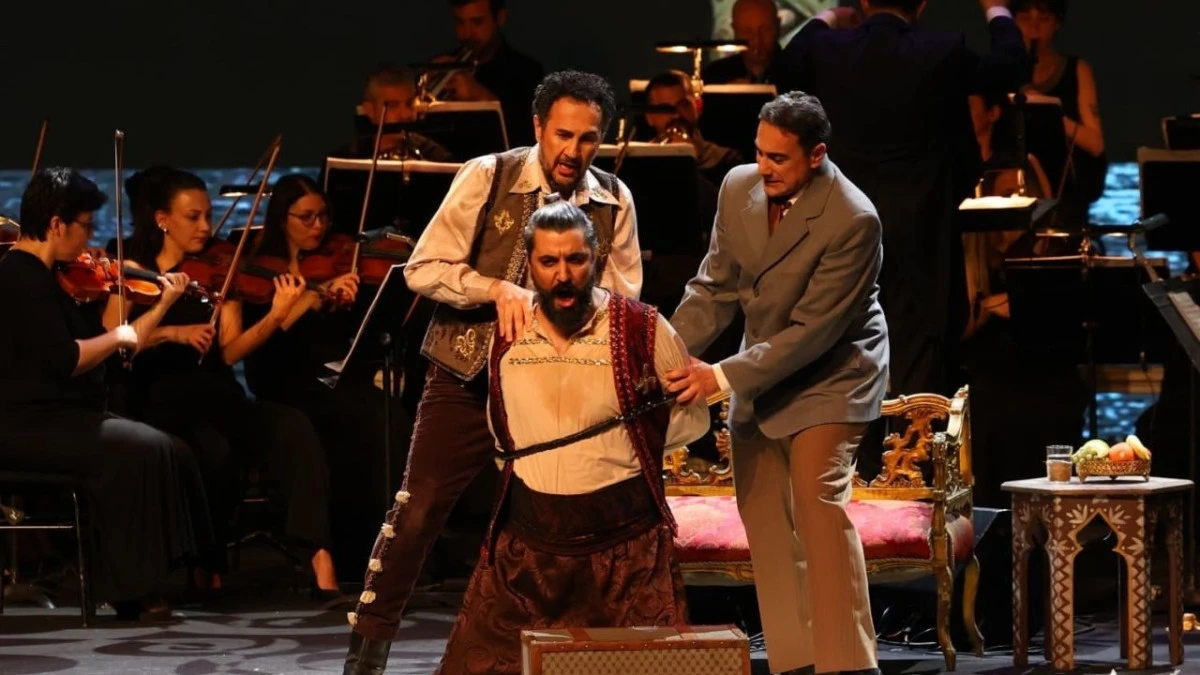 Festivalde 'Saraydan Kız Kaçırma' gecesi 