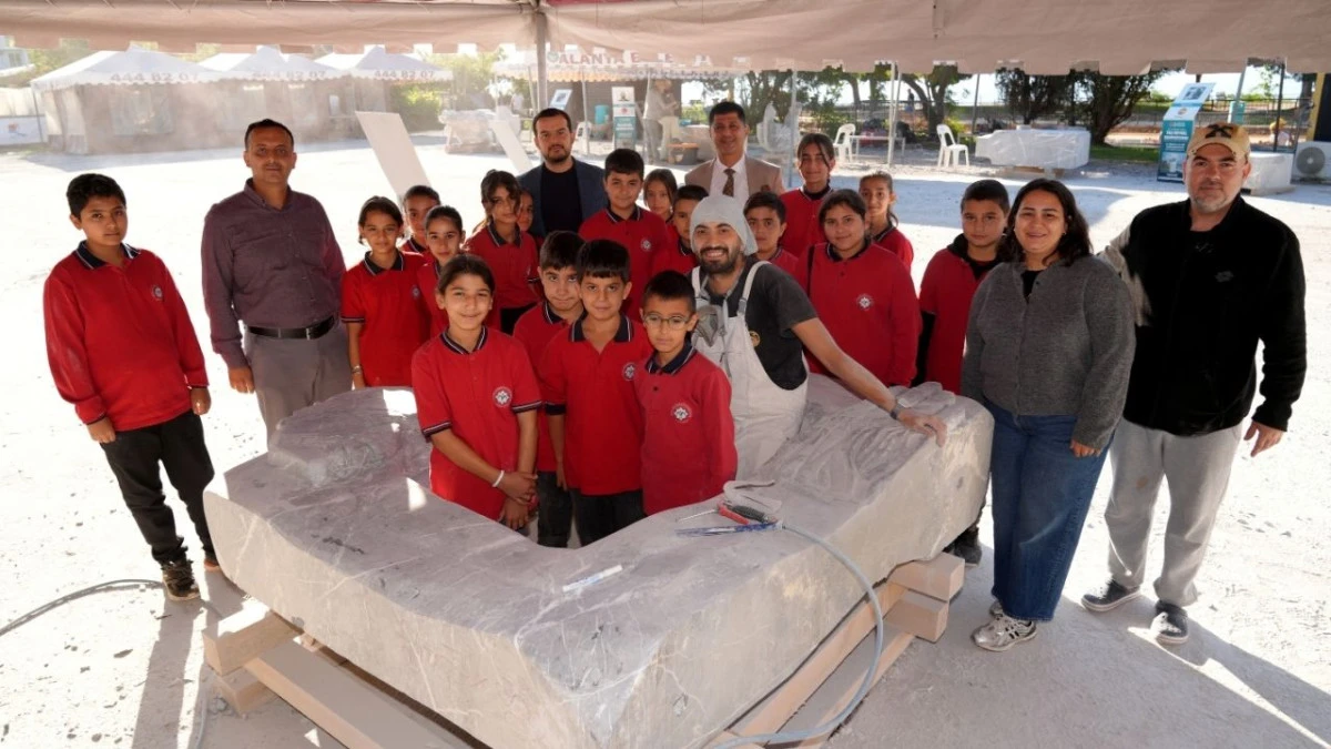 Alanya'da öğrenciler sanatla buluştu