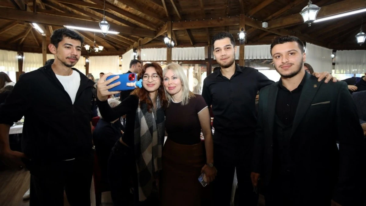 Rektör Özkan, öğrenci topluluk başkanlarıyla buluştu 