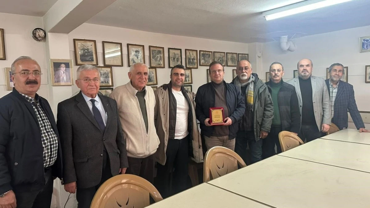 Elmalıların göz sağlığı güvencede 