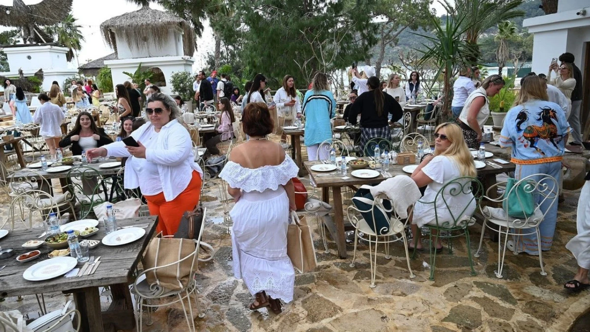 Ukraynalı acenteler Kemer’i keşfetti