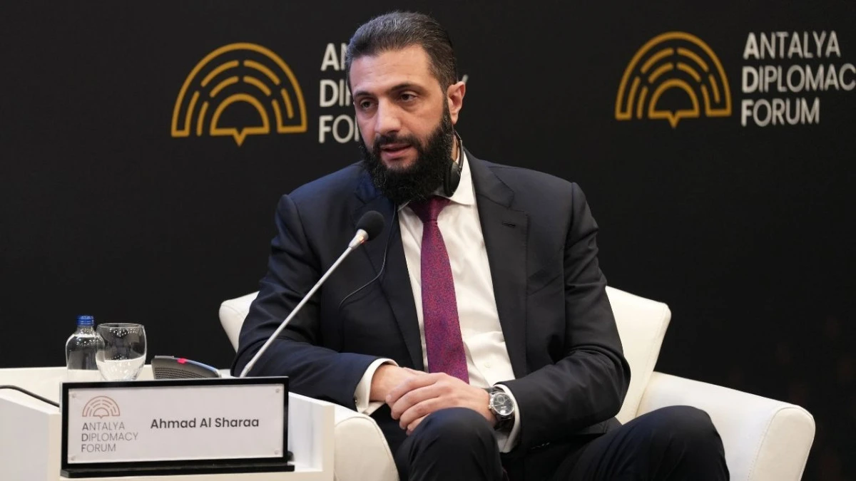 Ahmed Şara: Suriye'nin kuzeyi yabancı askerlerden boşalmış durumda