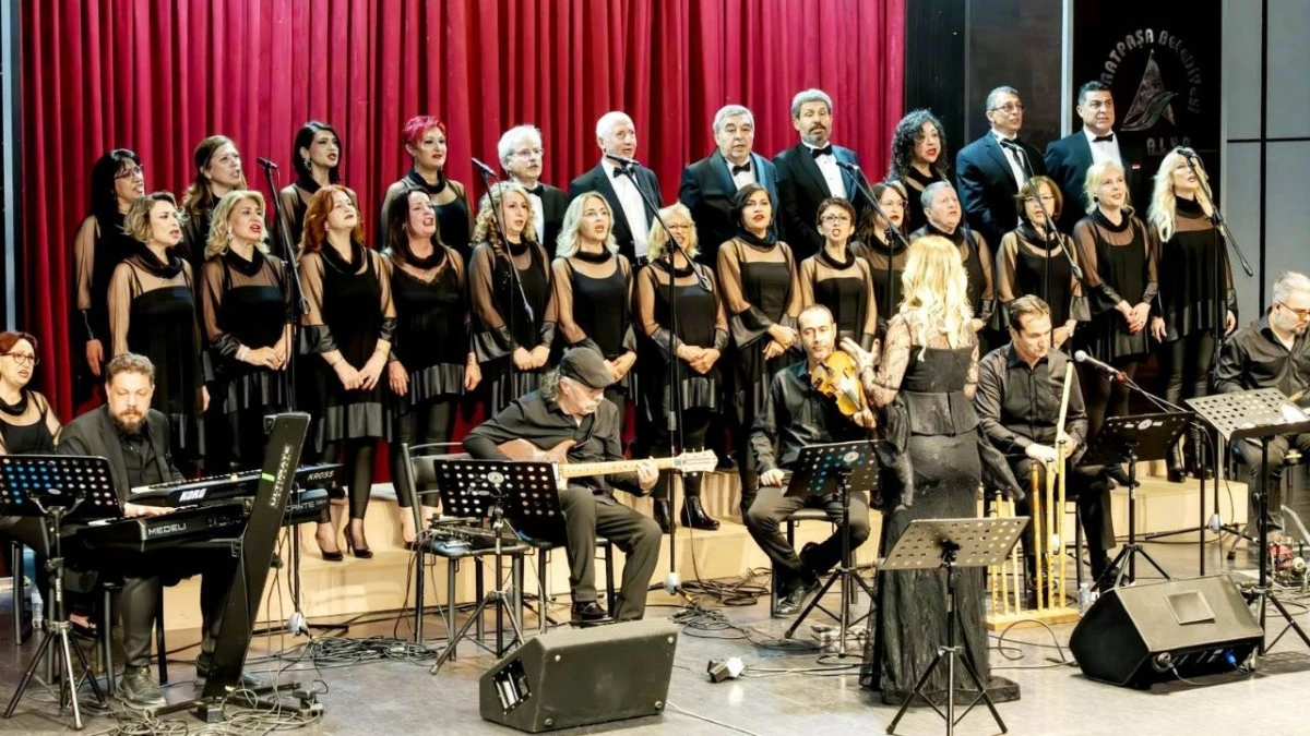 Antalya’da müzik dolu akşam