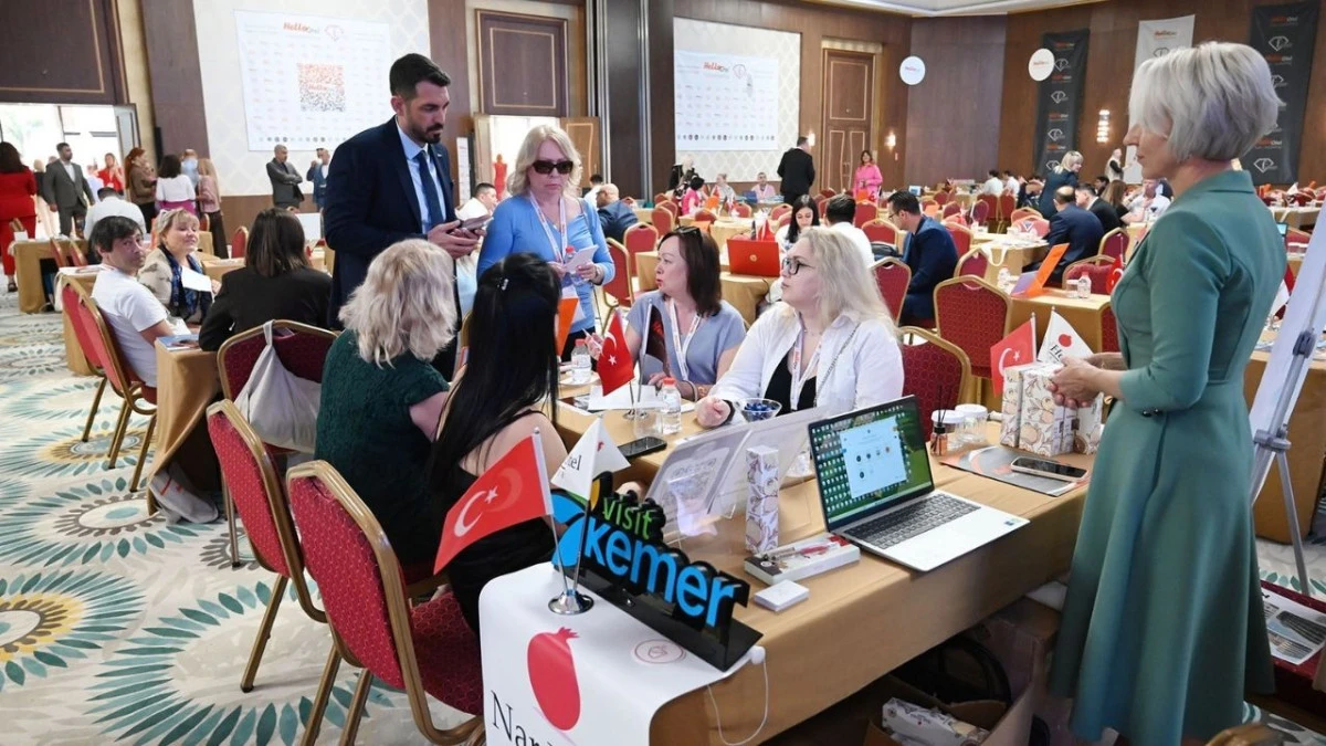 Kemer’de 20 ülkeden 650 acenteci 