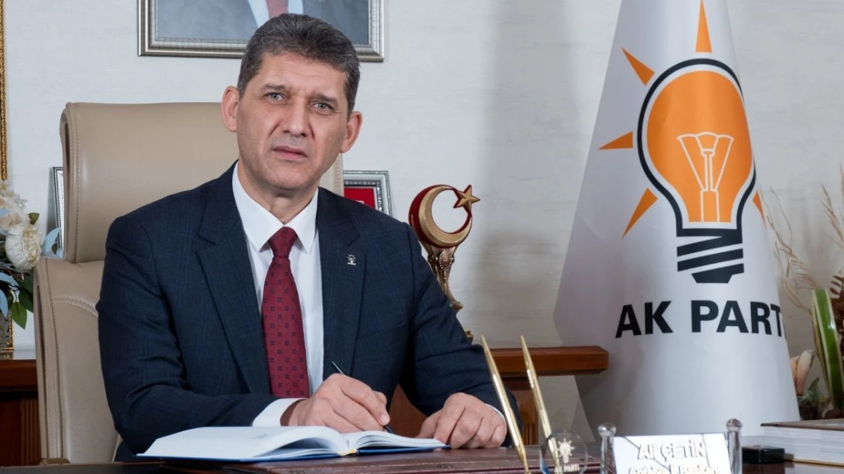 Çetin'den Büyükşehir'e sinek tepkisi