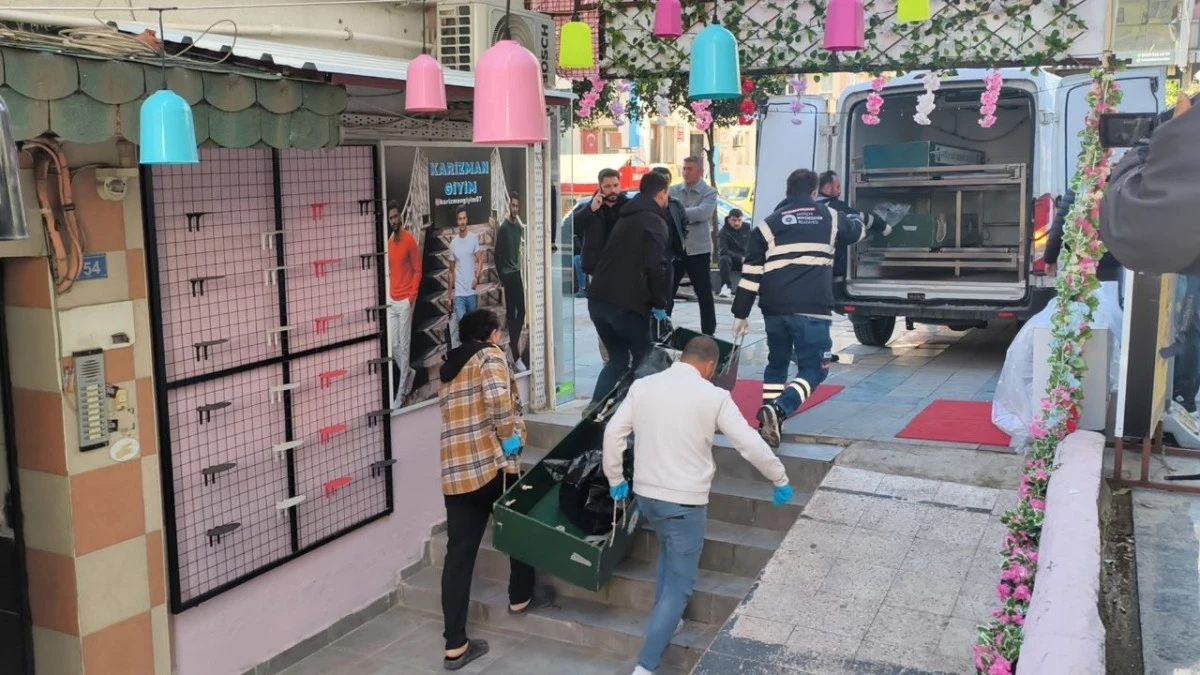 Antalya'da 2 bin 400 liralık alacak cinayeti