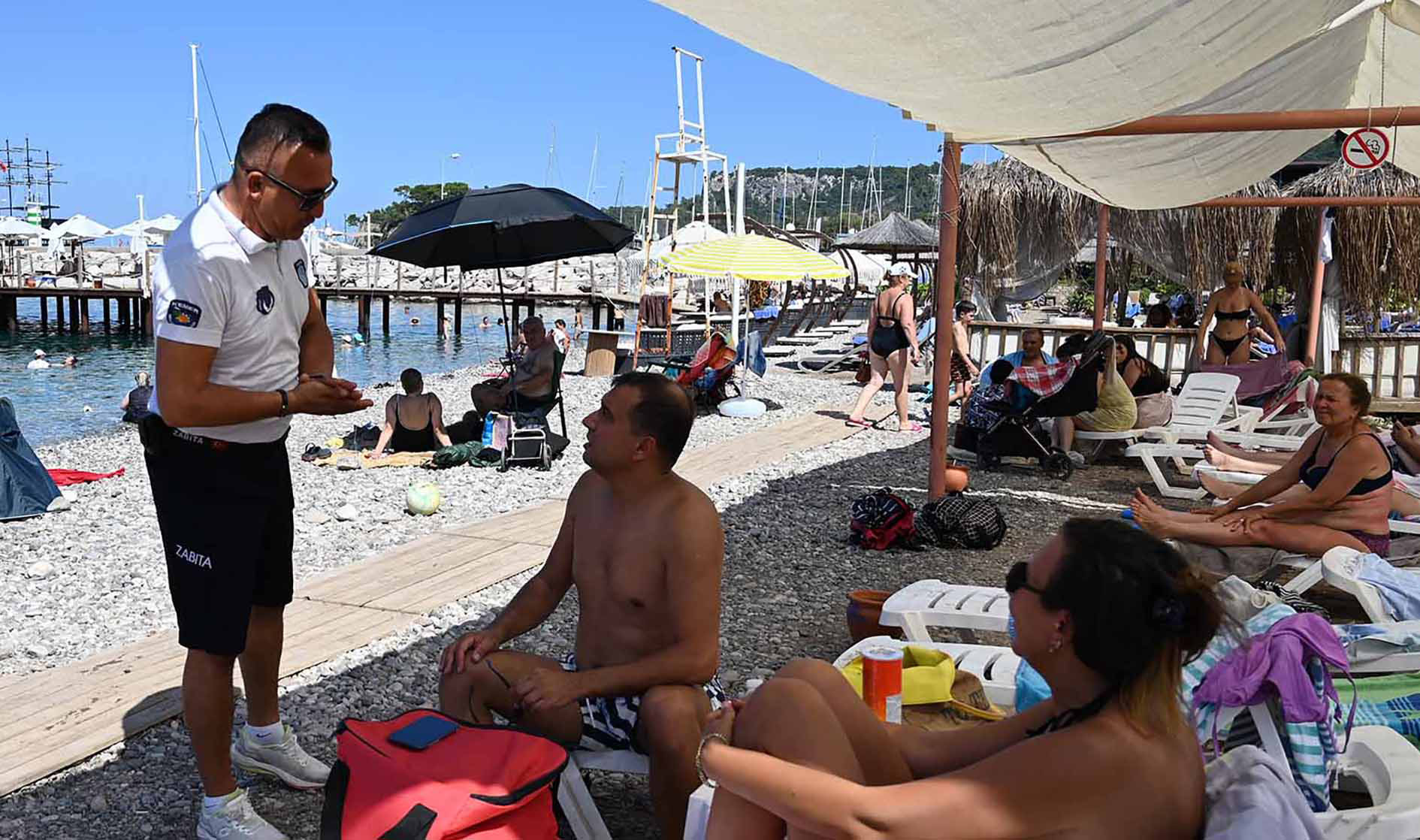 kemerde-dumansiz-plaj-uygulamasi-basl1420284422120-024953