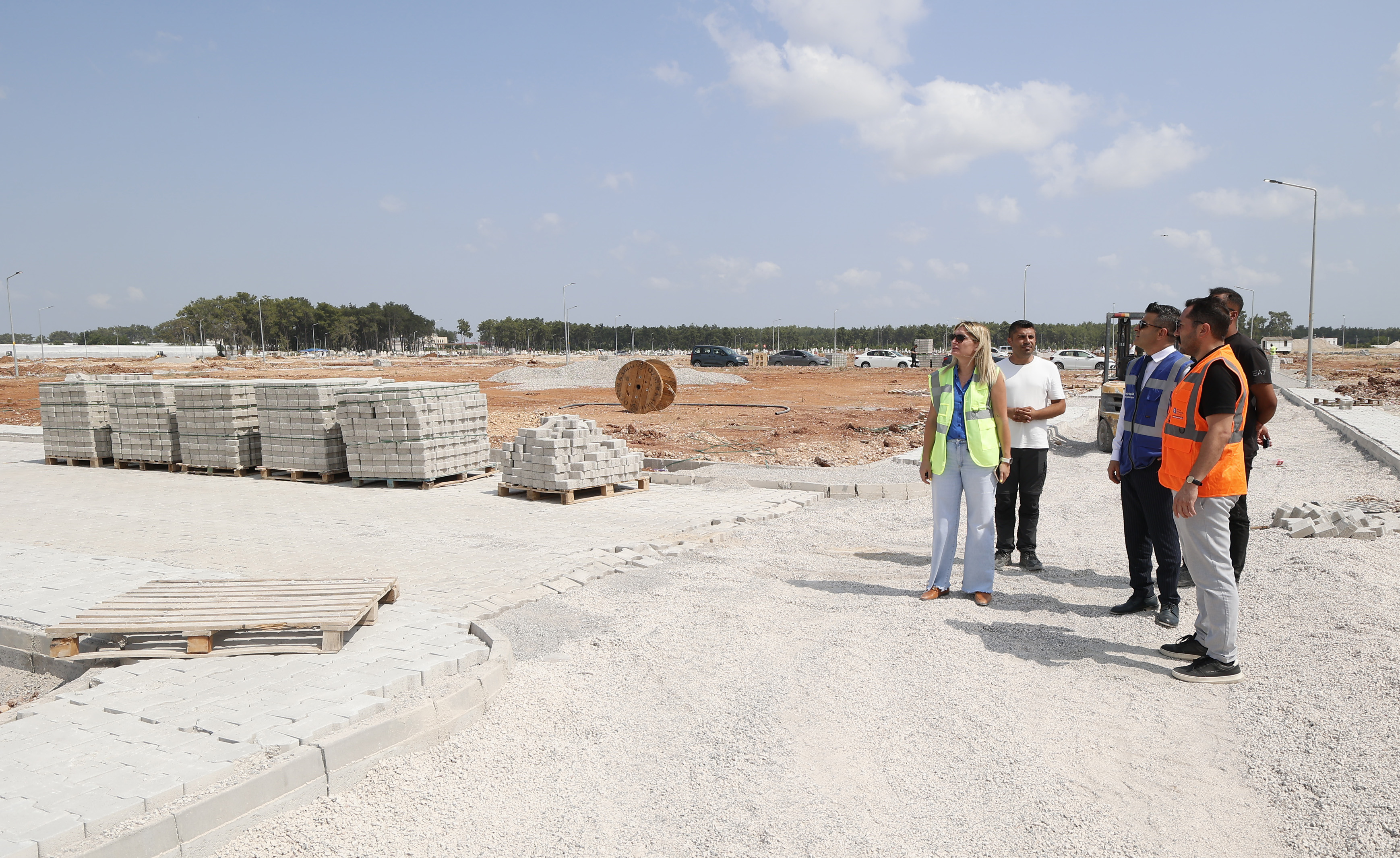 buyuksehirden-kursunlu-kent-mezarligin1440982428482-121623