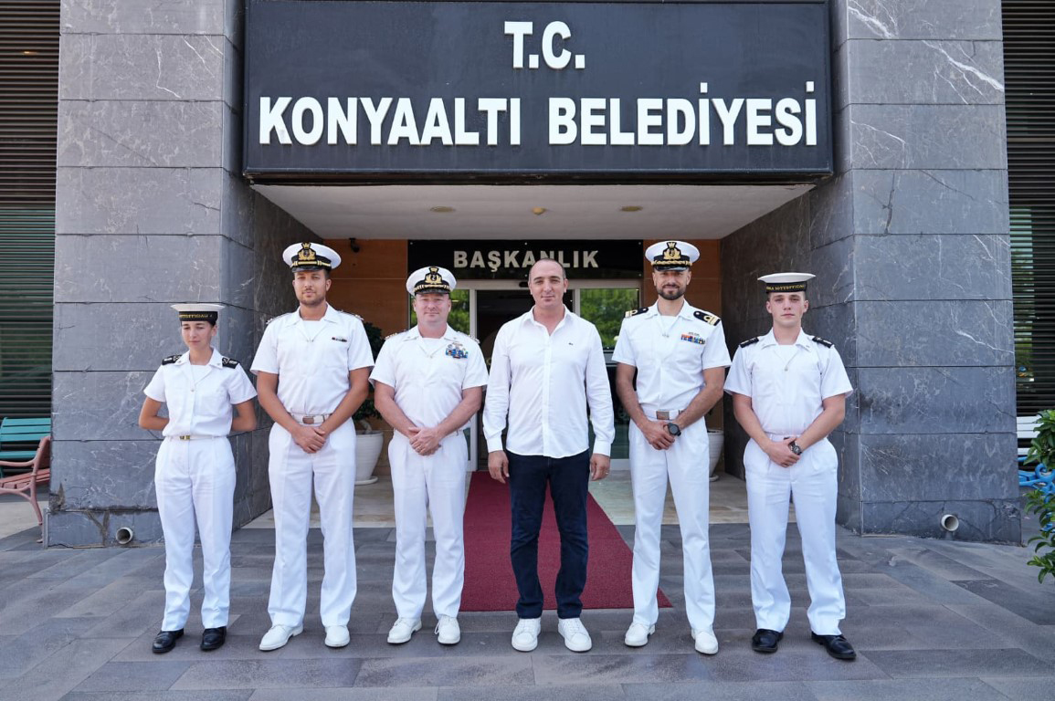 baskan-kotan-italyan-heyetini-agirladi1445542429959-122959