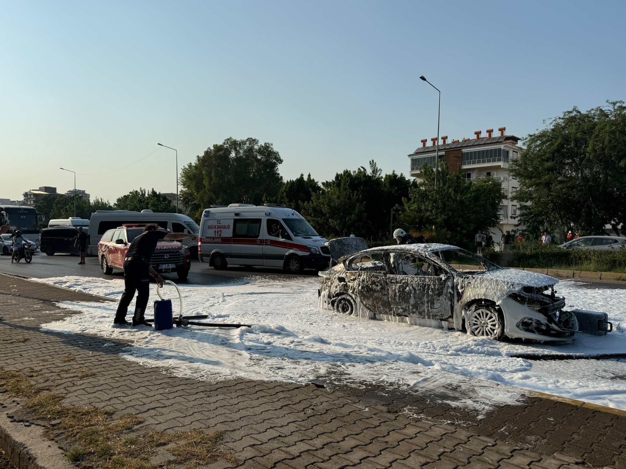 aw76308004-091801