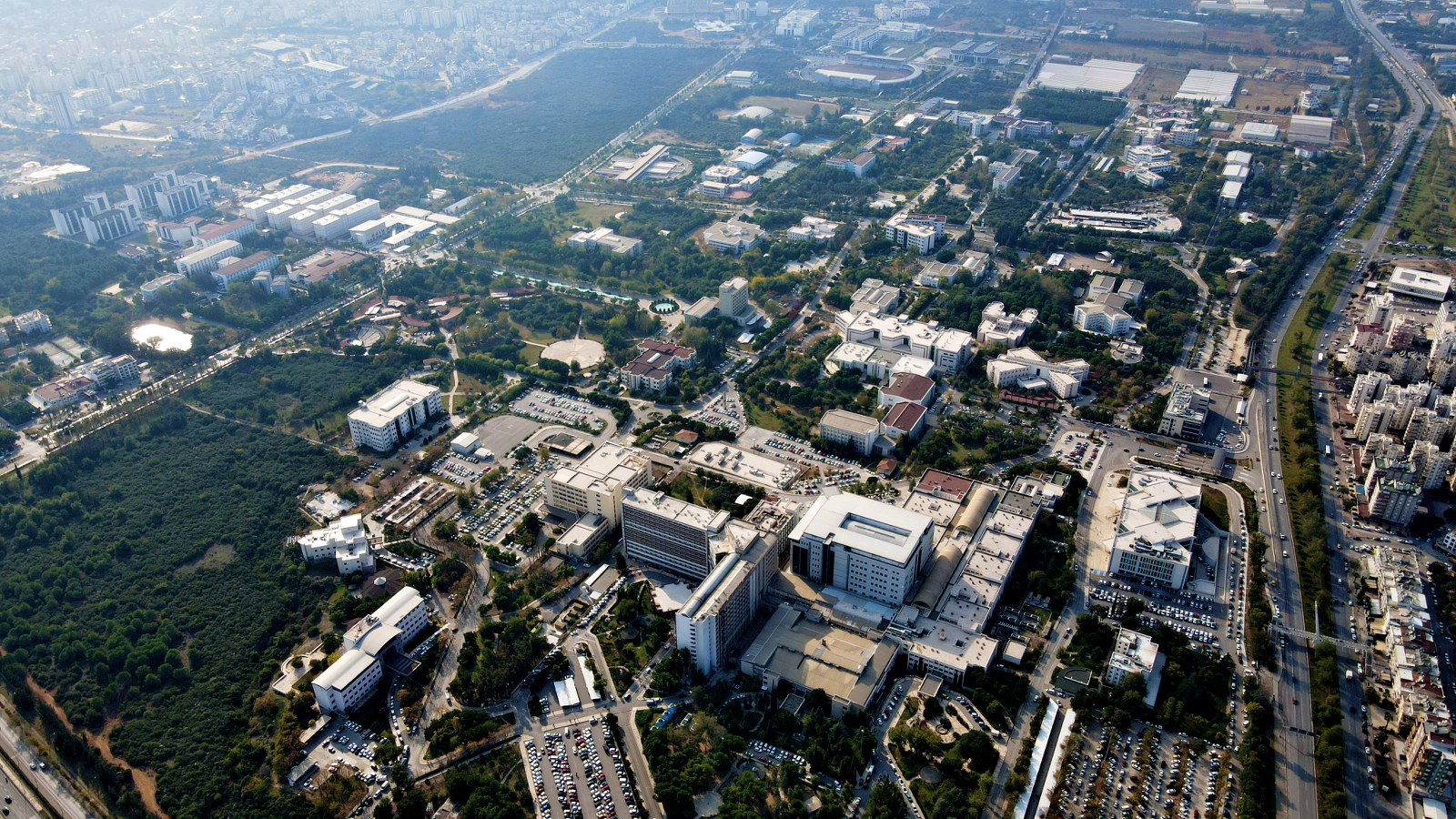 akdeniz-universitesi-cevre-hizmet-odulle1462990435293-115046