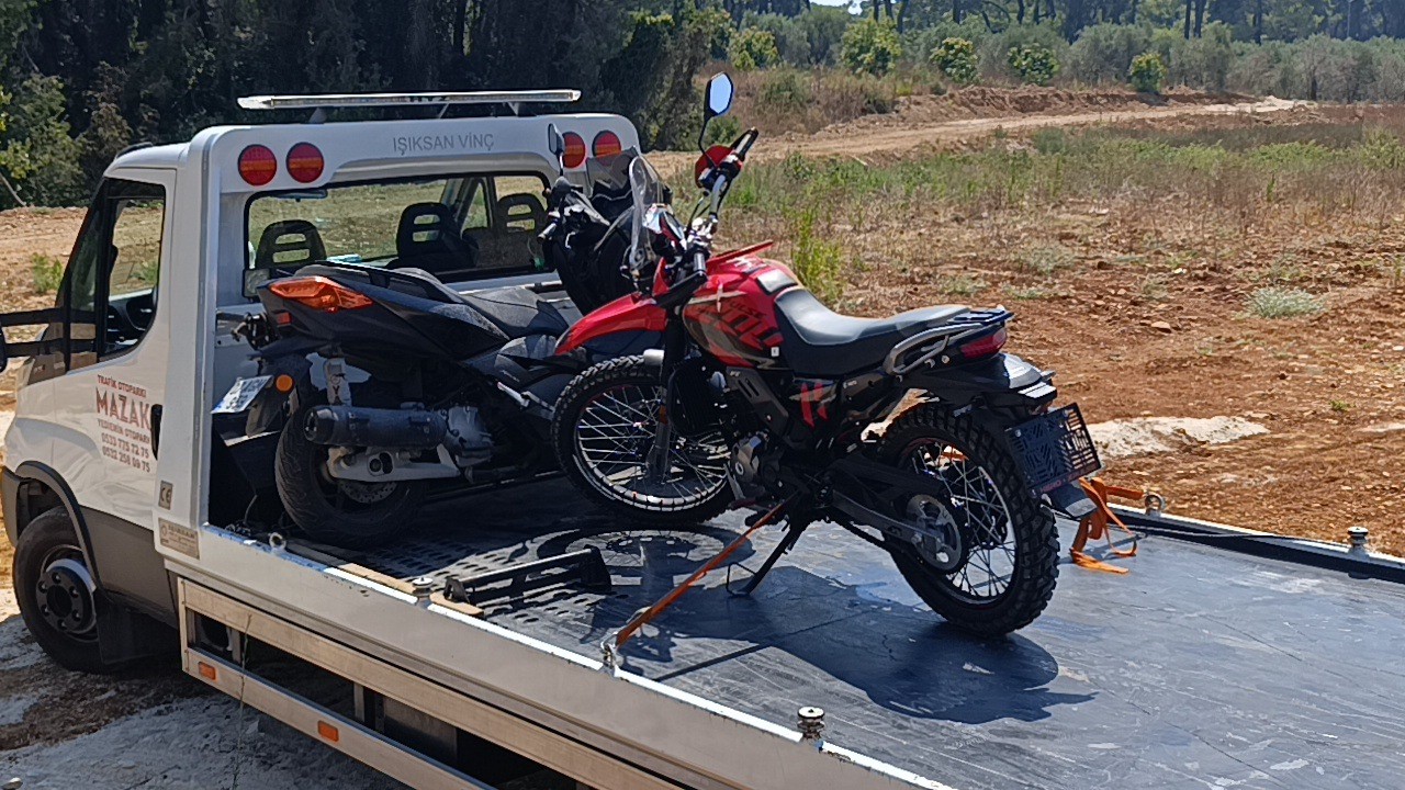 aw77165703-104544