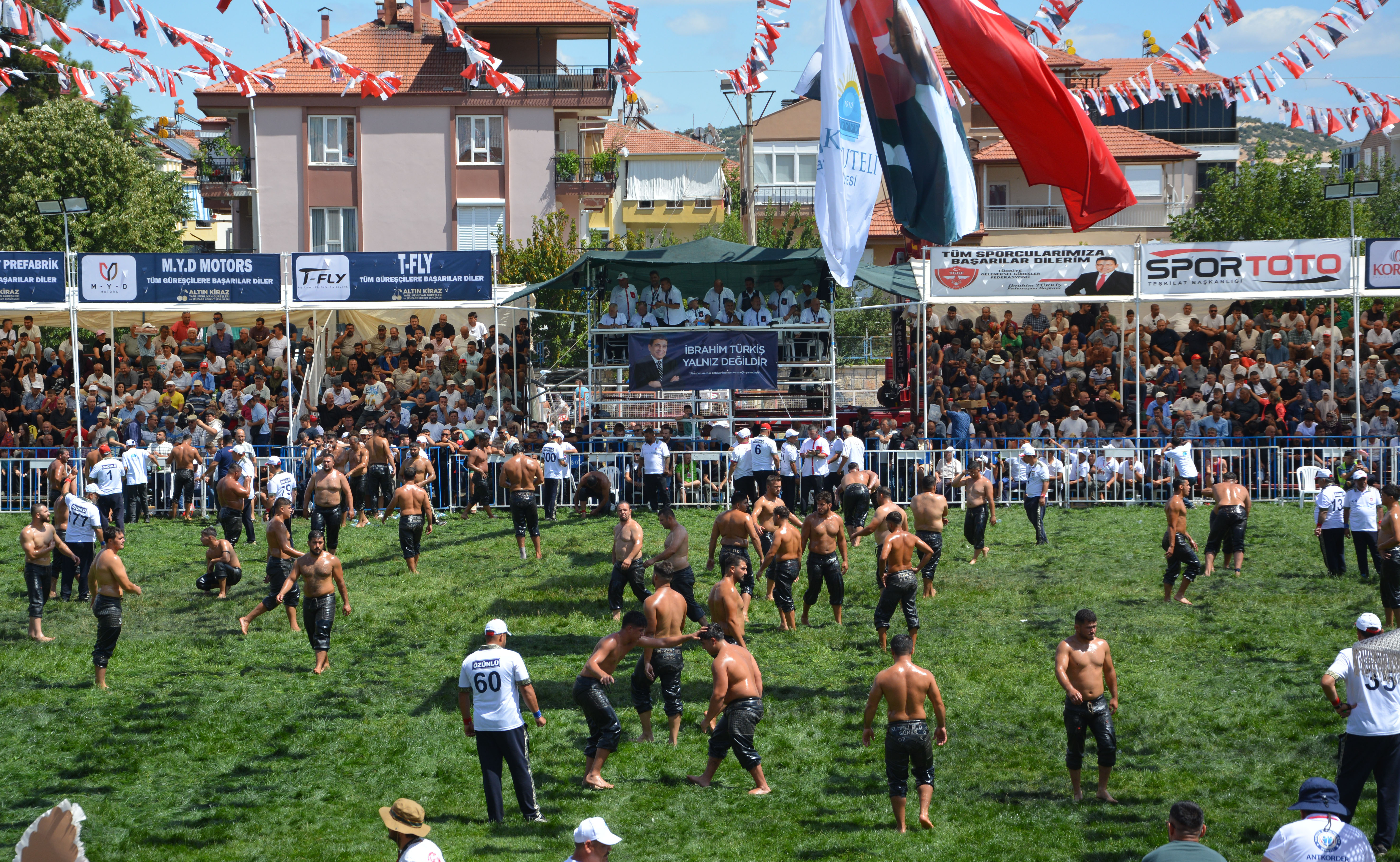 korkutelide-baspehlivan-batmaz-oldu1482759441149-123625