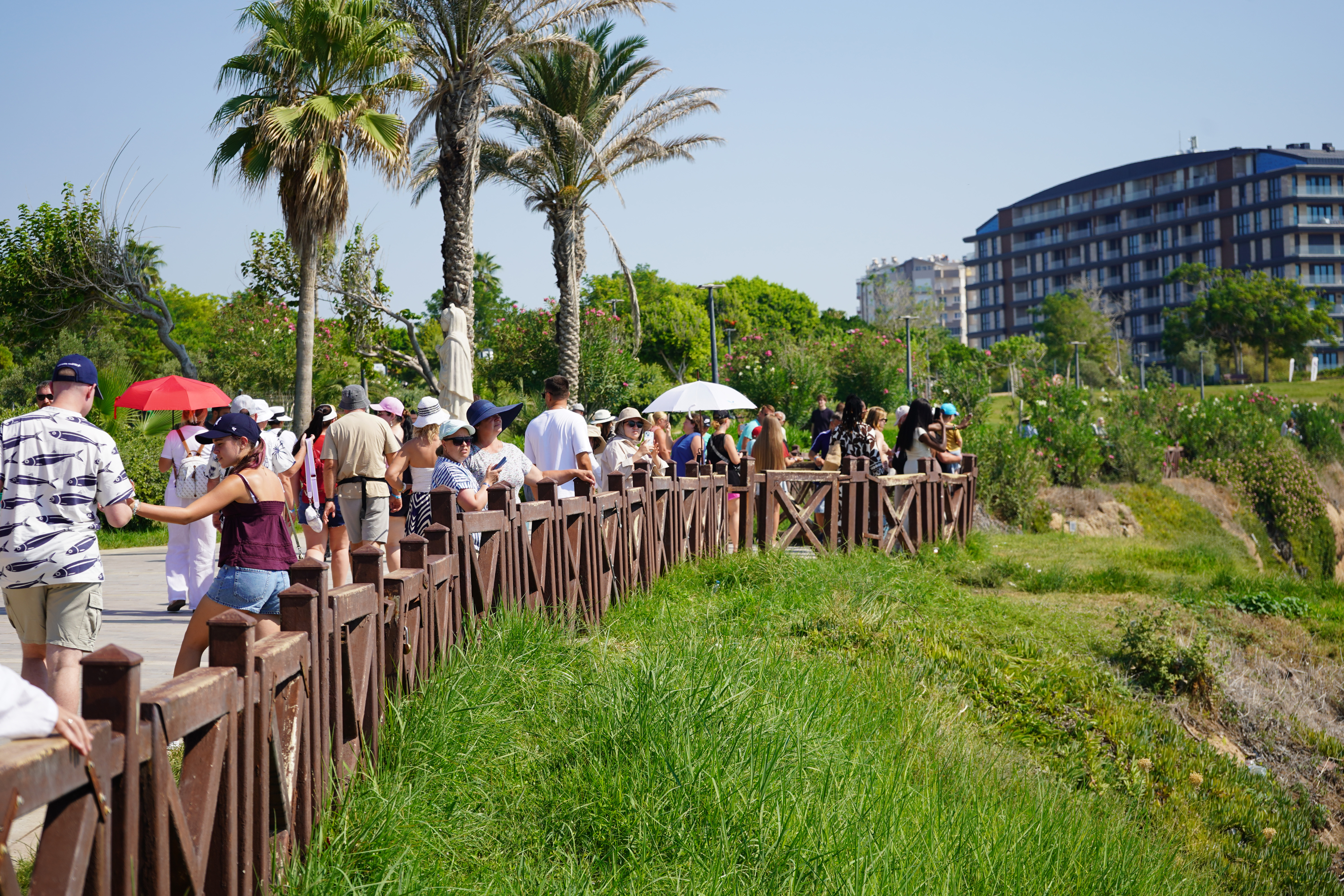 duden-selalesinde-turist-yogunlugu1483867441466-103743