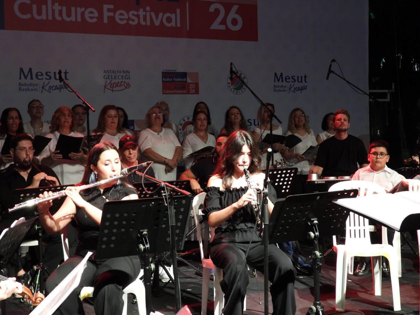 kepezde-festival-coskusu-baris-ezgileriyle-bulustu2-114339