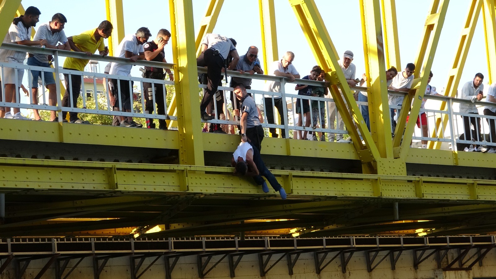 aw78036006-104430