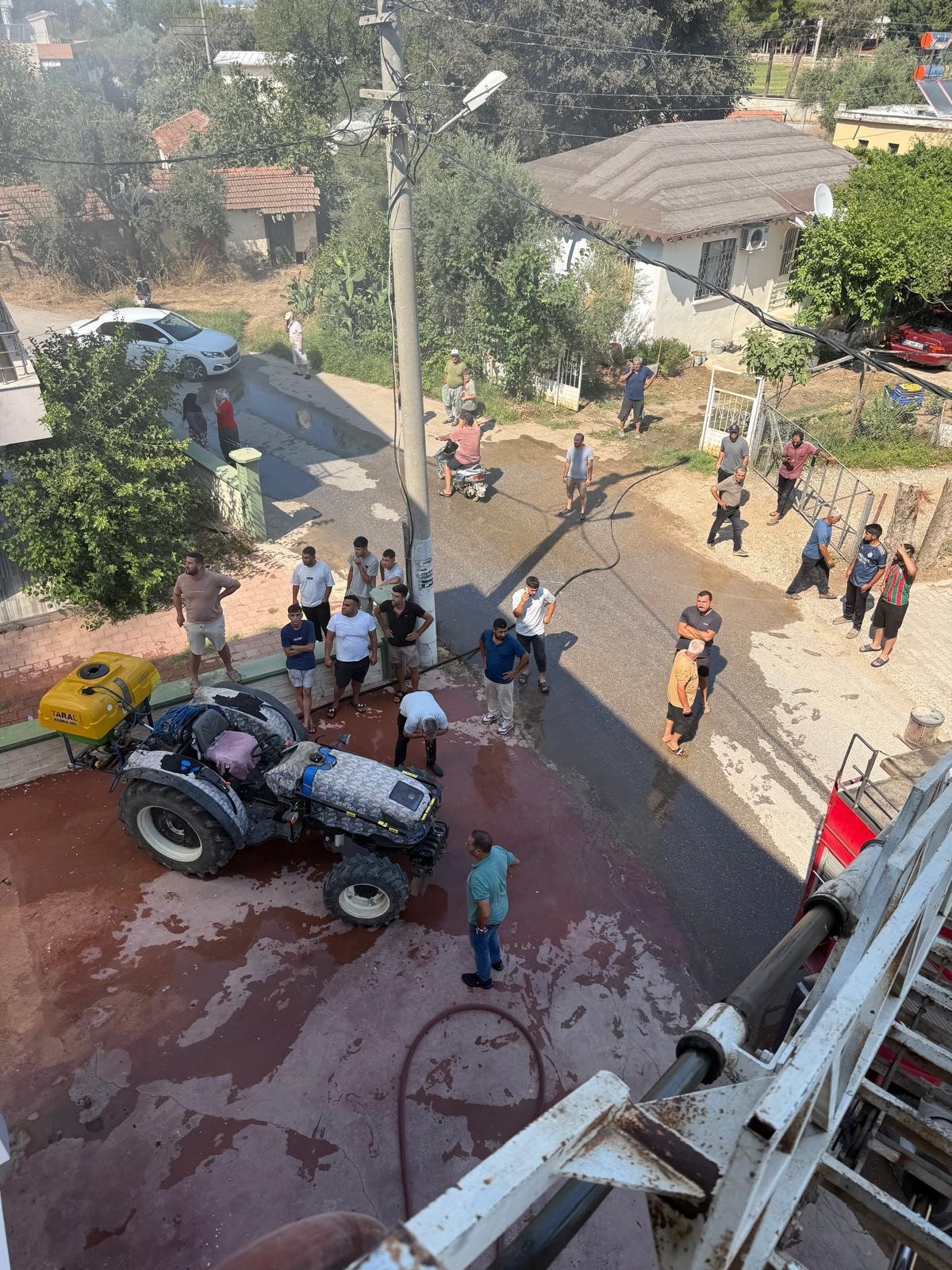 aw78155801-043608