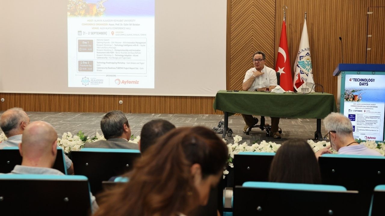 ALKÜ’de teknoloji günleri yapıldı