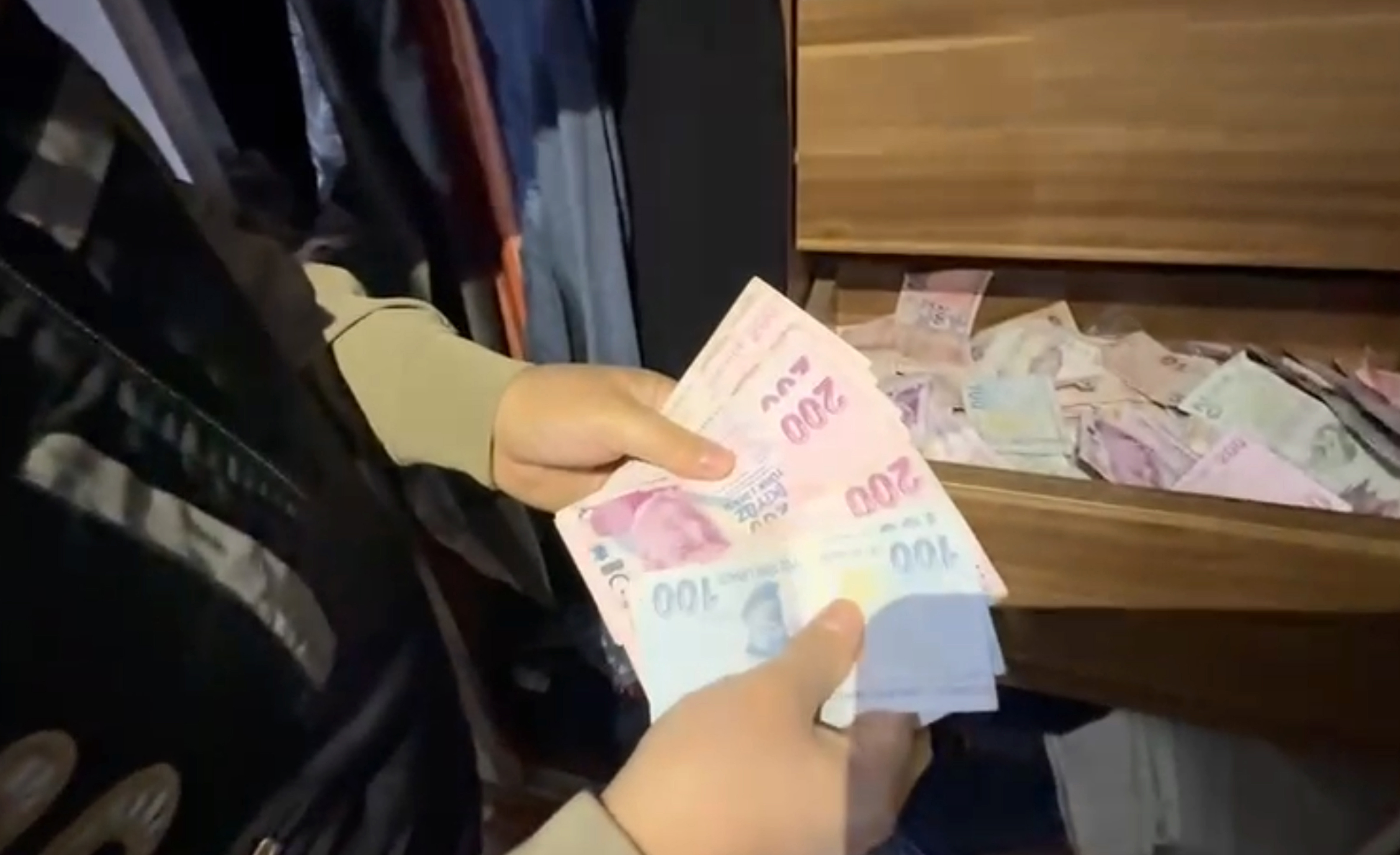 kooperatif-ve-pazarcilar-odasinin-rusve1494025444438-125409