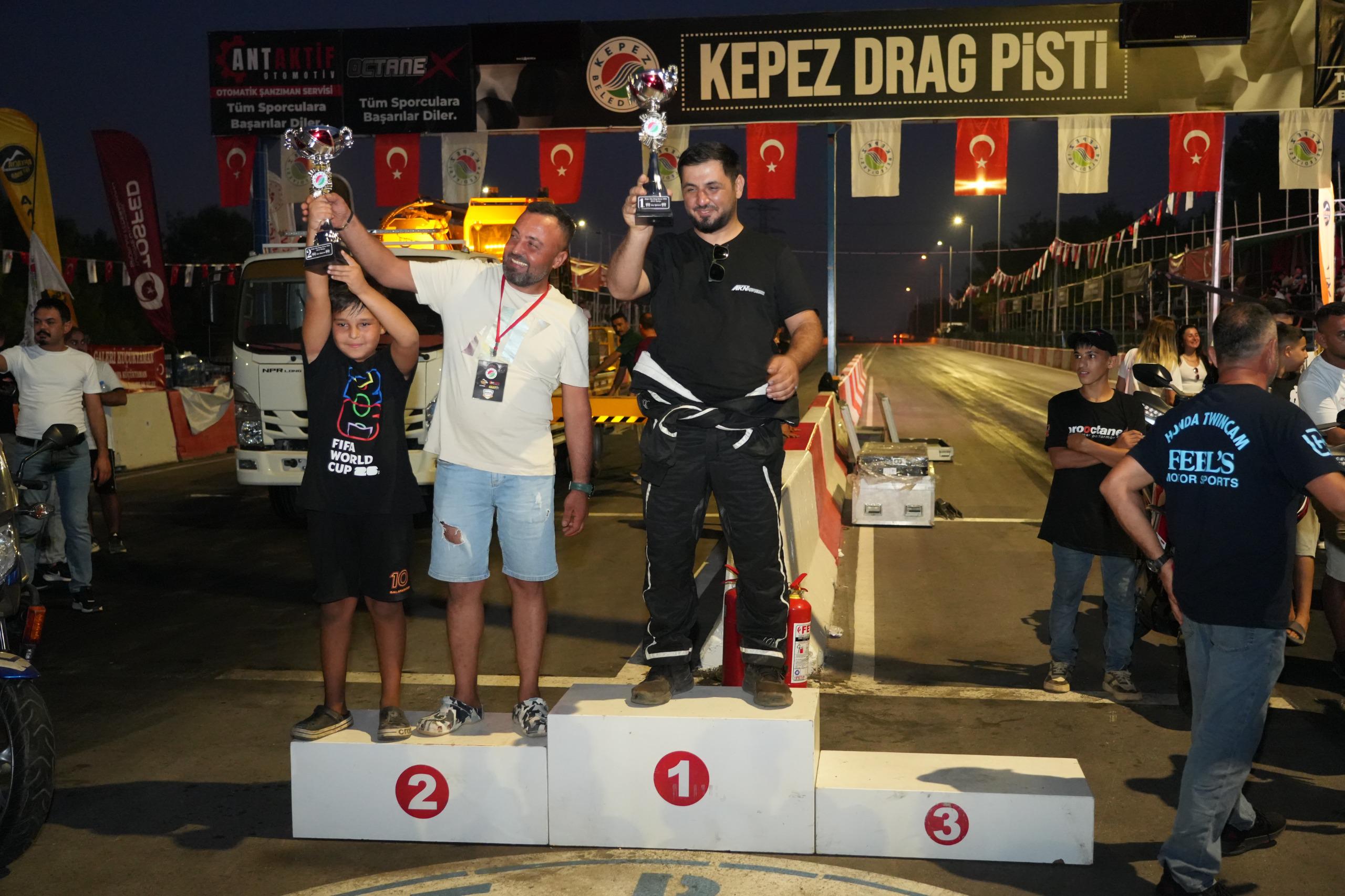 kepezde-otodrag-heyecani-odul-toreniyle-taclandi4-105708
